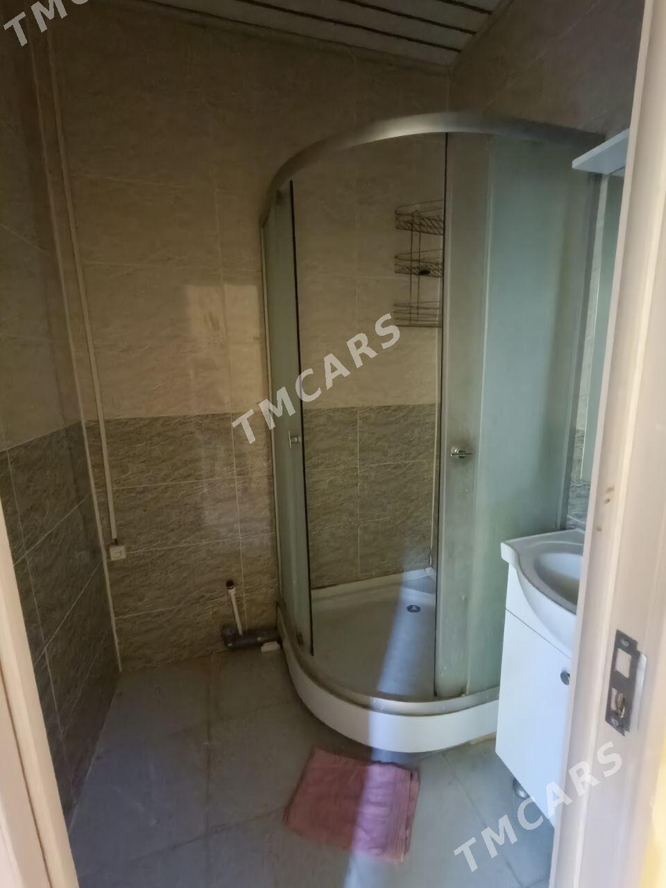 3 ком 4/1 этаж гаудан В - Гаудан "В" - img 2
