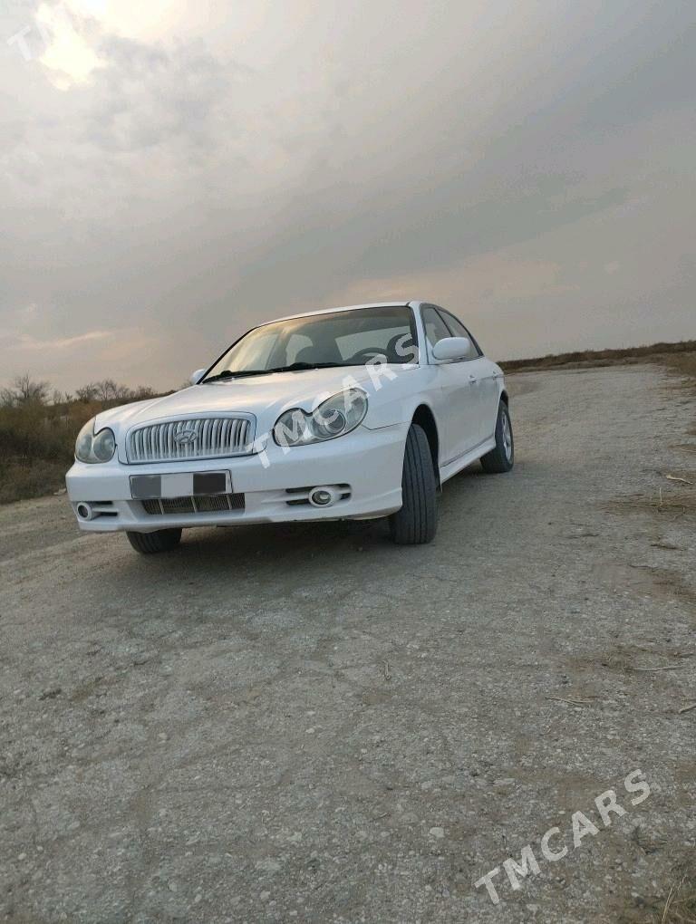 Hyundai Sonata 2002 - 65 000 TMT - Ак-Бугдайский этрап - img 2