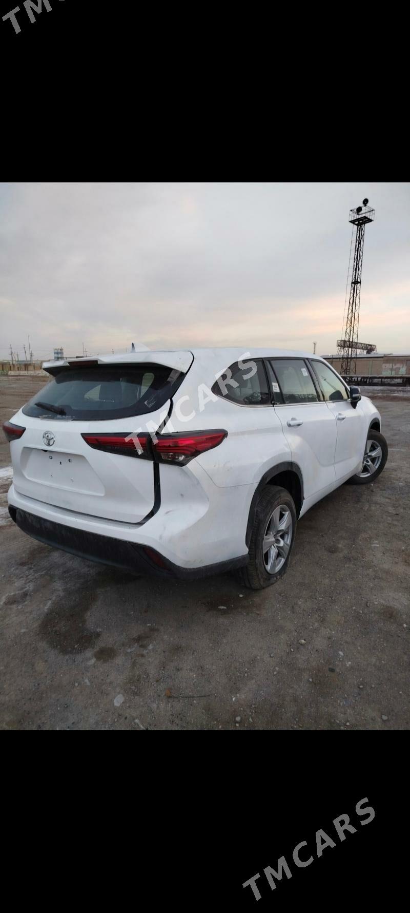 Toyota Highlander 2022 - 460 000 TMT - Baýramaly - img 4