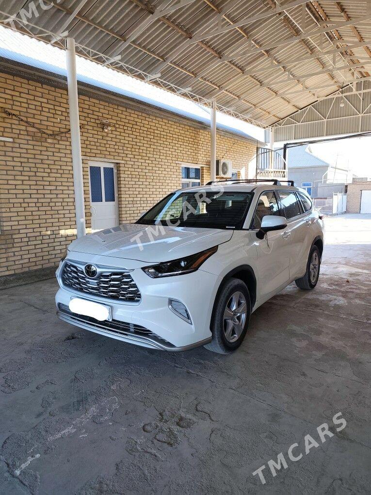 Toyota Highlander 2022 - 460 000 TMT - Baýramaly - img 3