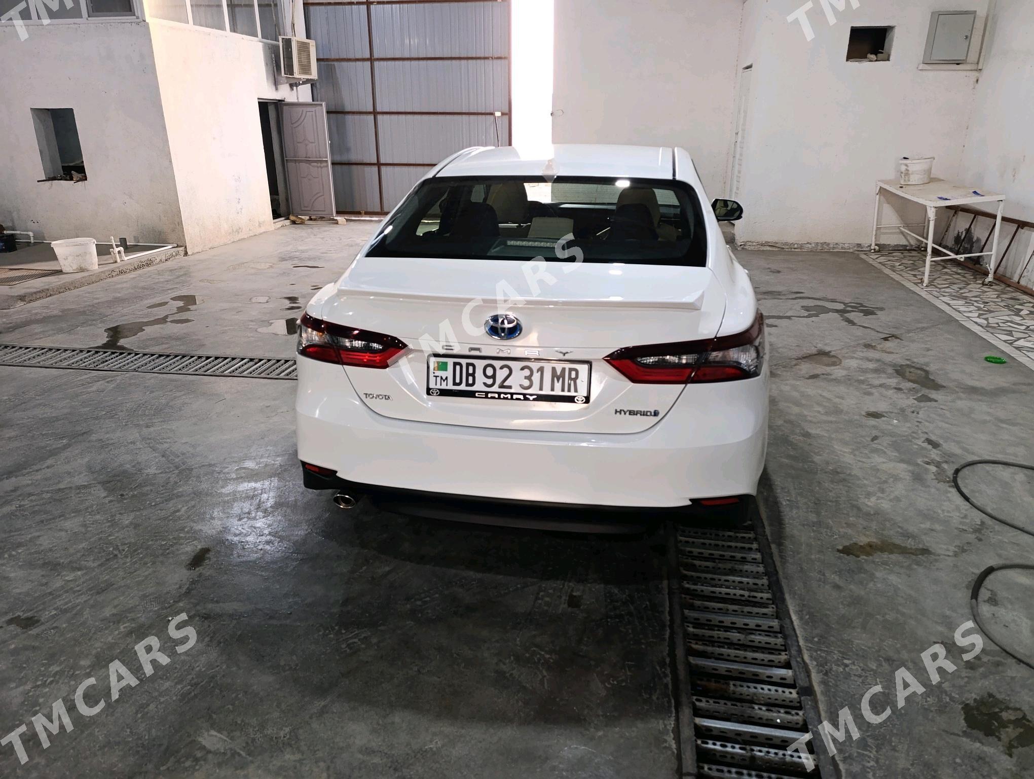 Toyota Camry 2022 - 245 000 TMT - Baýramaly - img 3