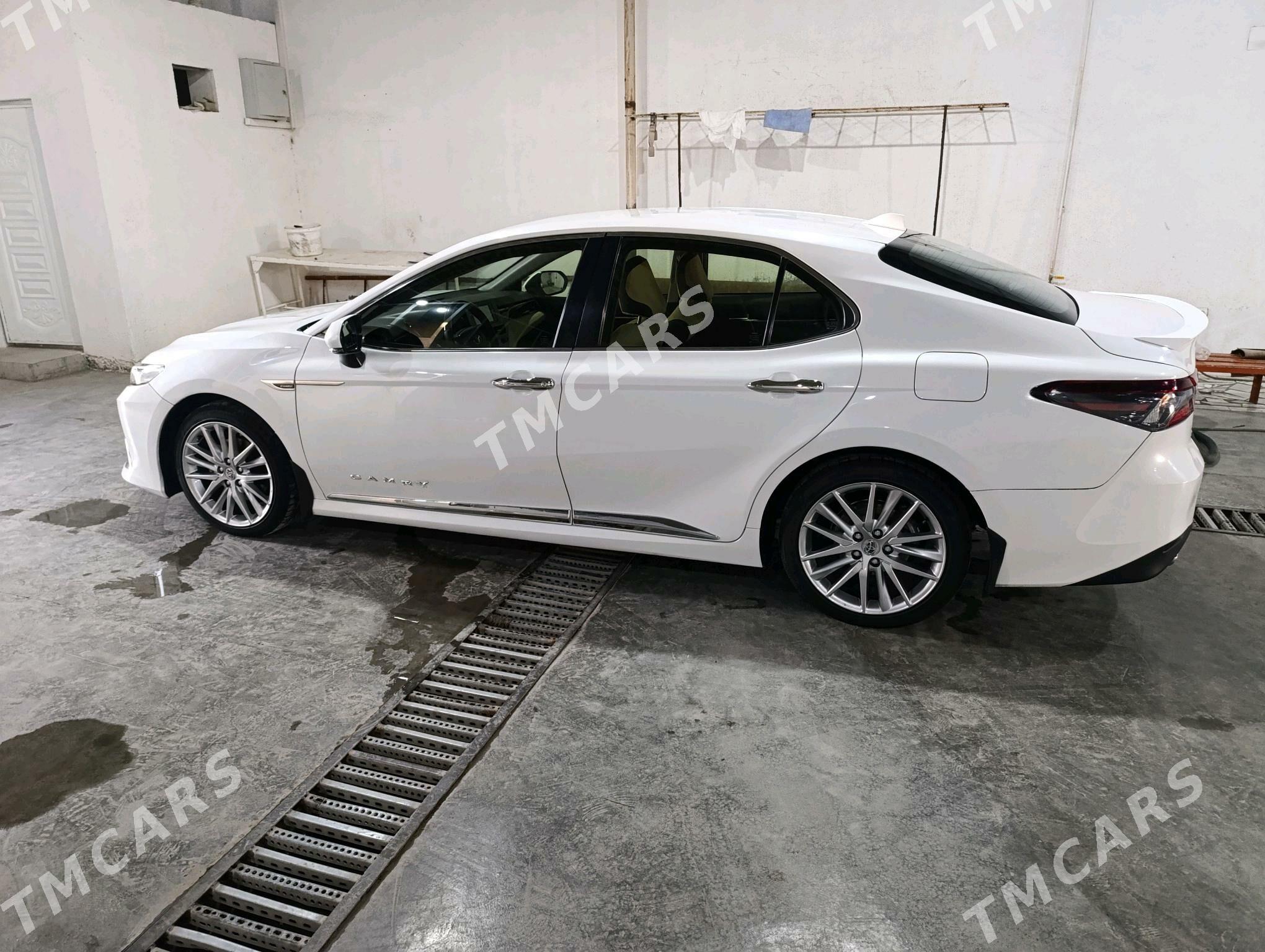 Toyota Camry 2022 - 245 000 TMT - Baýramaly - img 5