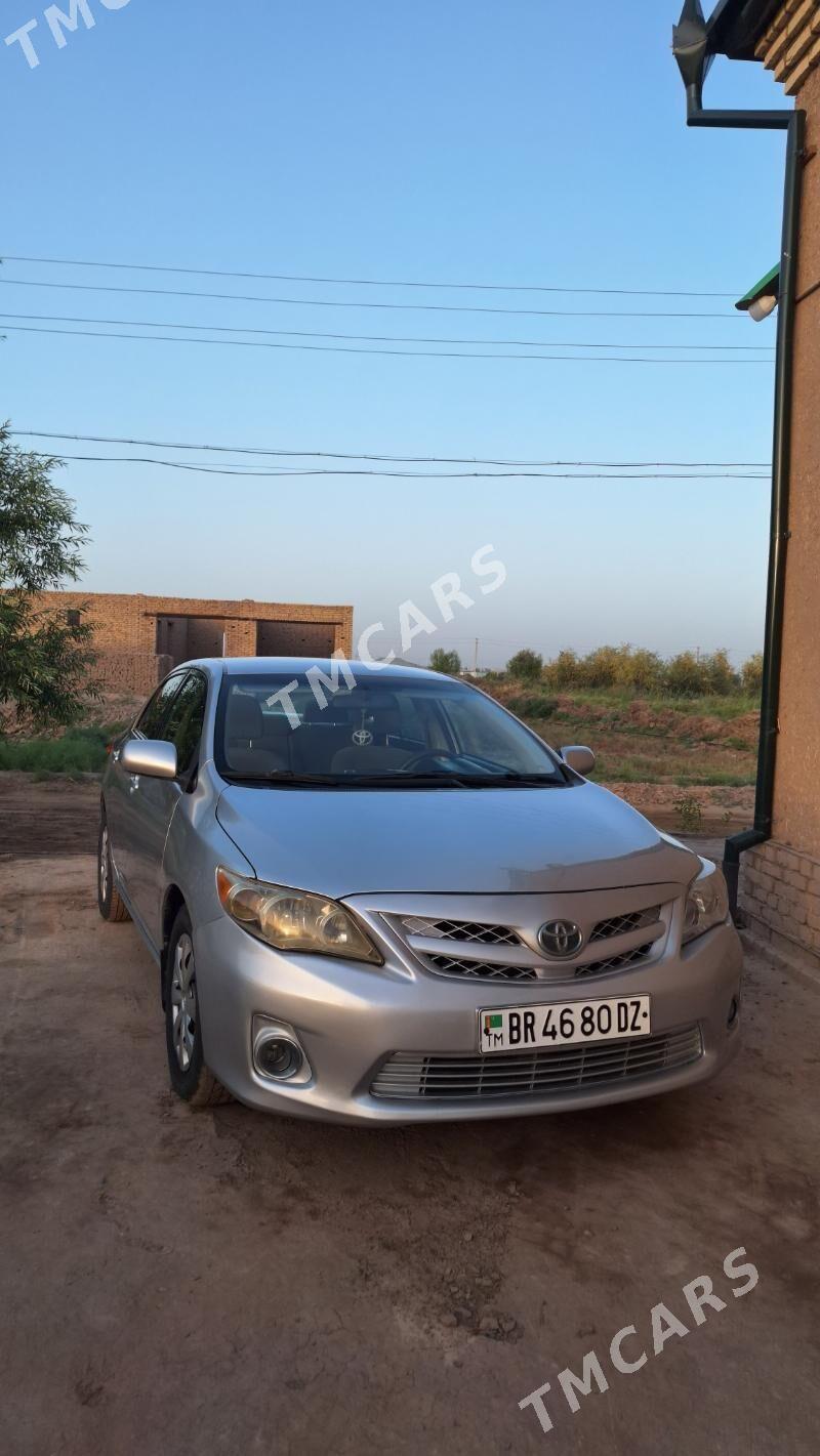 Toyota Corolla 2011 - 150 000 TMT - Гороглы (Тагта) - img 4