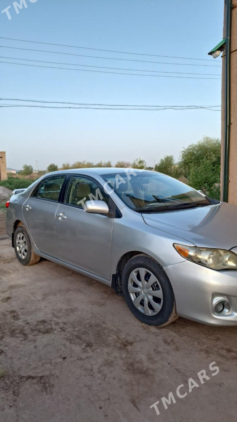 Toyota Corolla 2011 - 150 000 TMT - Гороглы (Тагта) - img 2