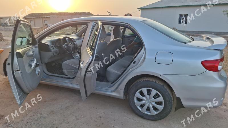 Toyota Corolla 2011 - 150 000 TMT - Гороглы (Тагта) - img 7