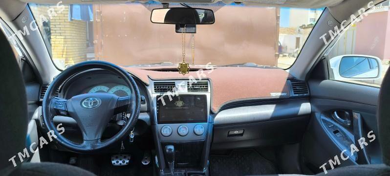Toyota Camry 2010 - 200 000 TMT - Туркменабат - img 8