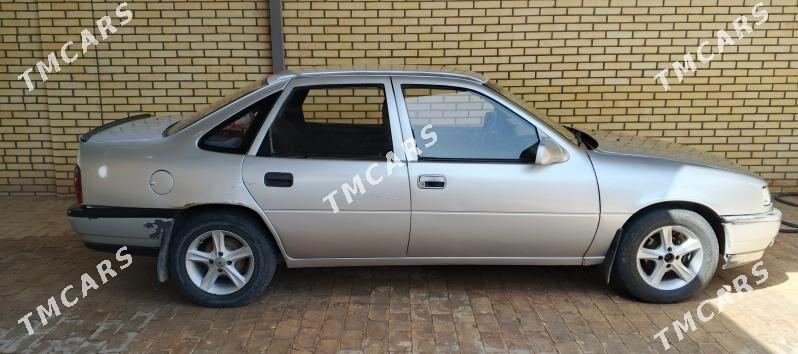 Opel Vectra 1989 - 22 000 TMT - Baýramaly - img 5