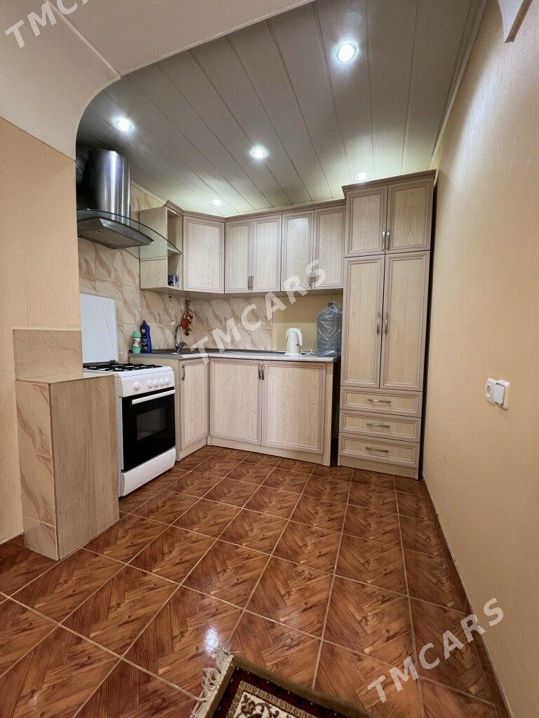 9 mkr merdem 3 etaz 3 kom 65m² - Aşgabat - img 2