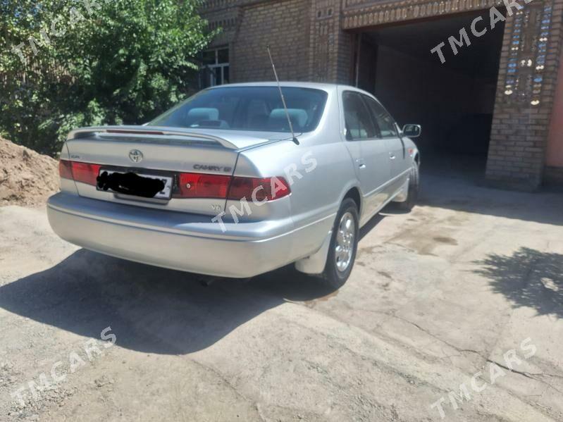 Toyota Camry 2000 - 168 000 TMT - Кёнеургенч - img 3
