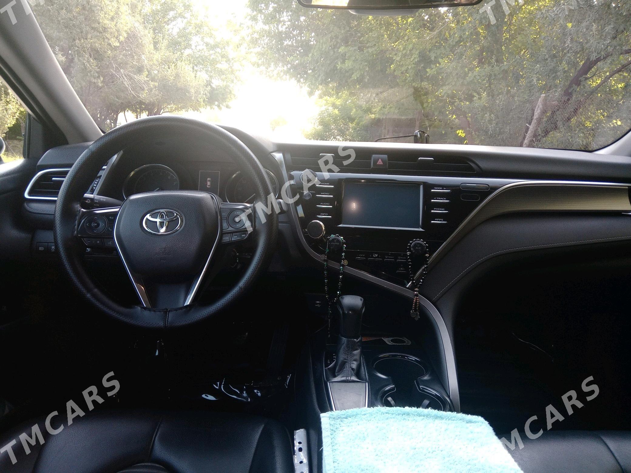 Toyota Camry 2018 - 320 000 TMT - Aşgabat - img 2