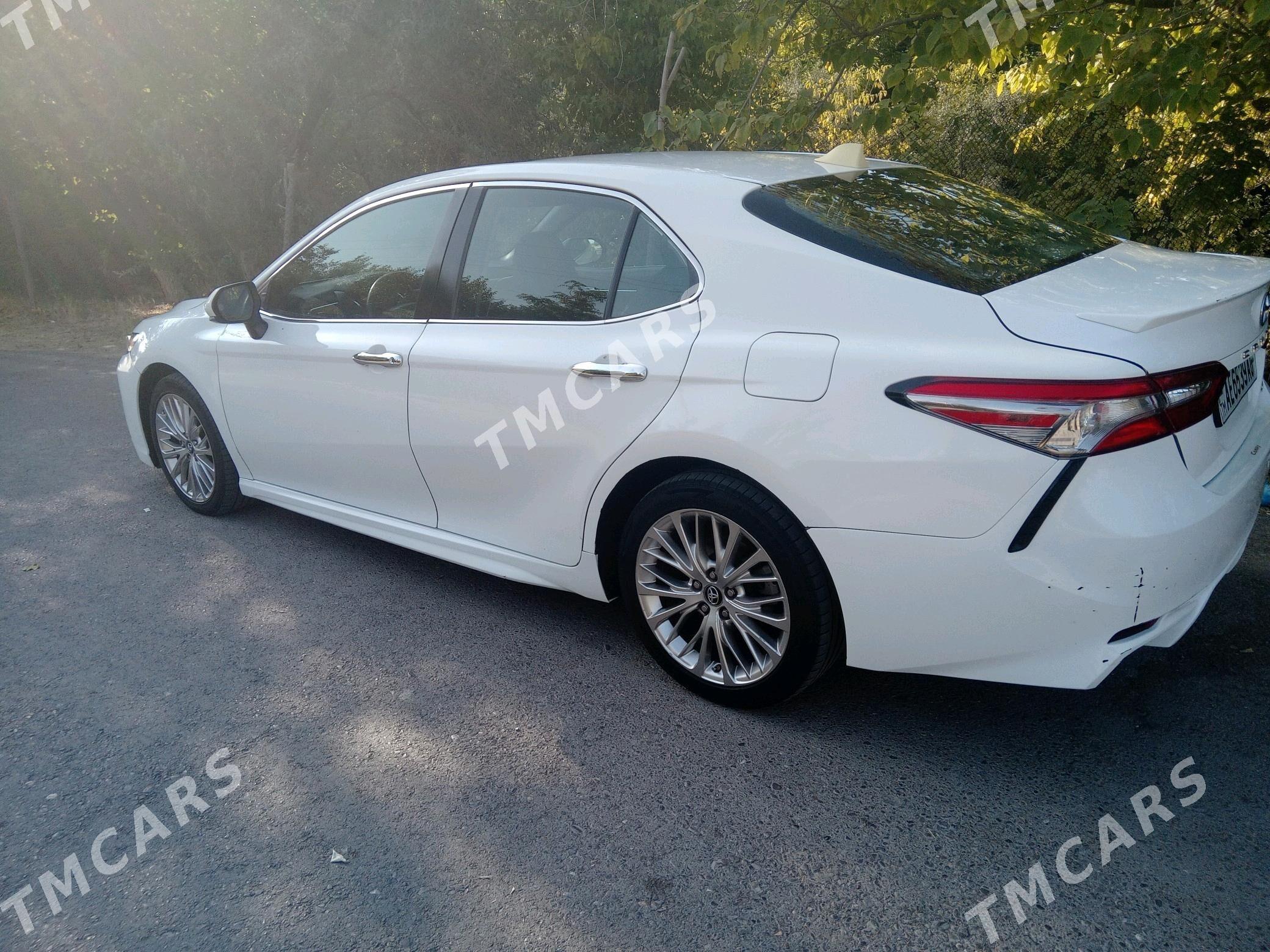 Toyota Camry 2018 - 320 000 TMT - Aşgabat - img 4