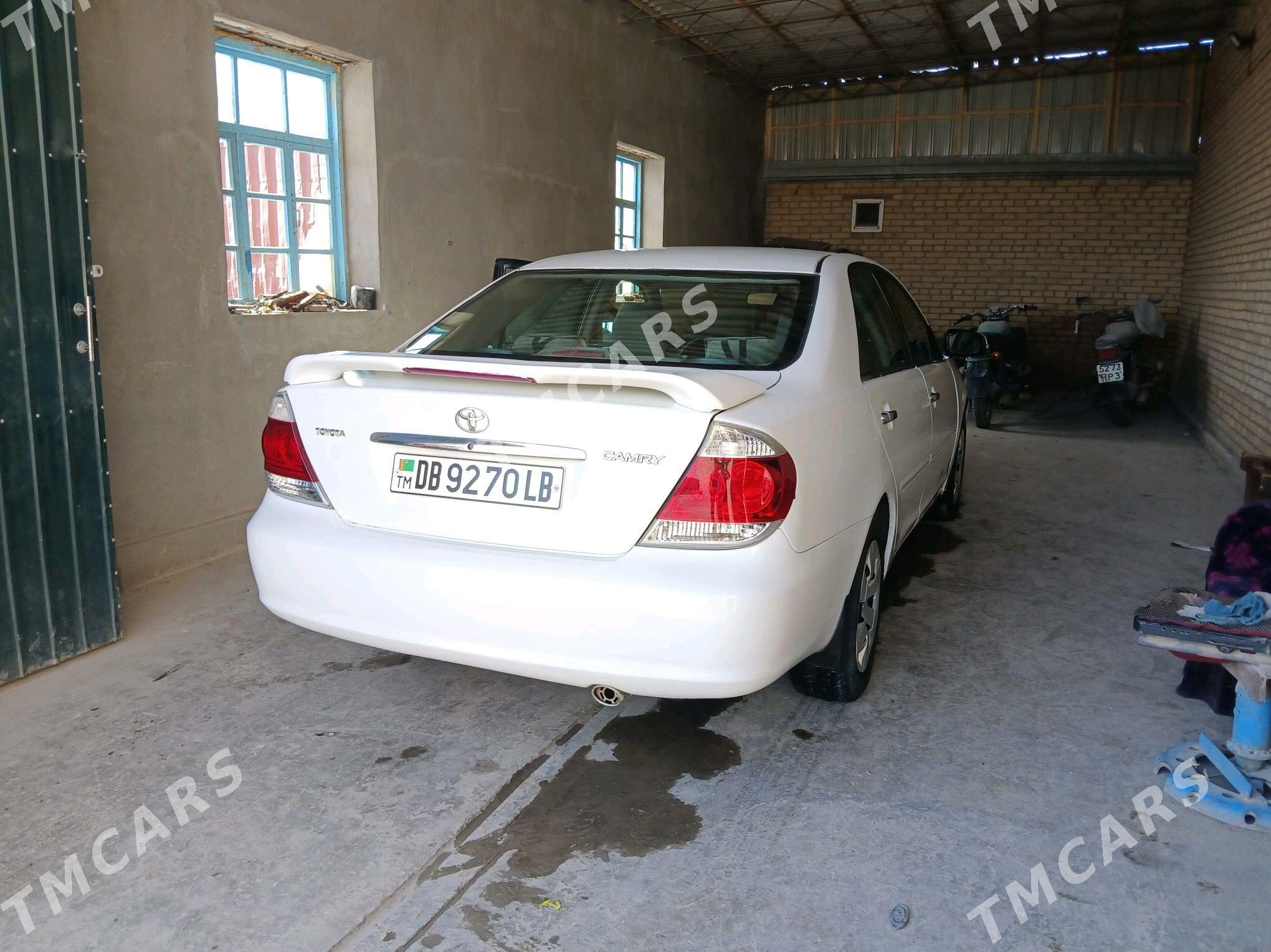 Toyota Camry 2004 - 134 000 TMT - Halaç - img 4