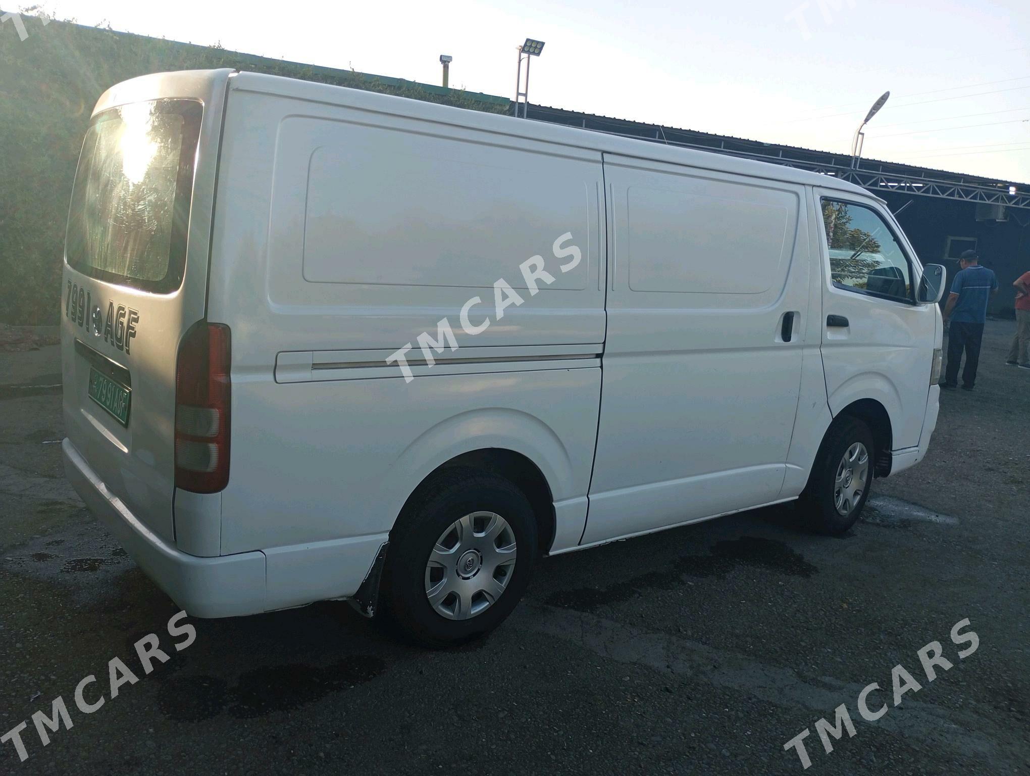 Toyota Hiace 2010 - 220 000 TMT - Aşgabat - img 4