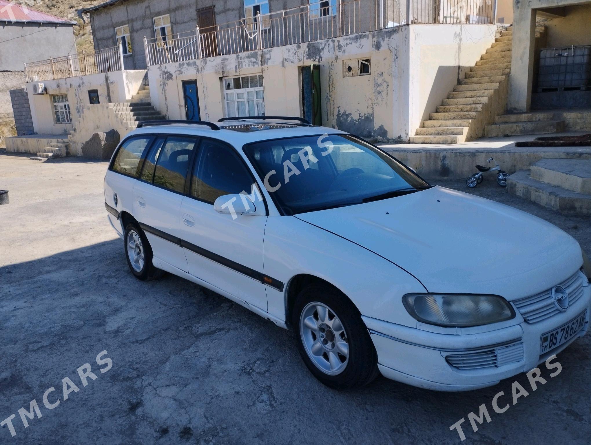 Opel Omega 1996 - 25 000 TMT - Bäherden - img 7