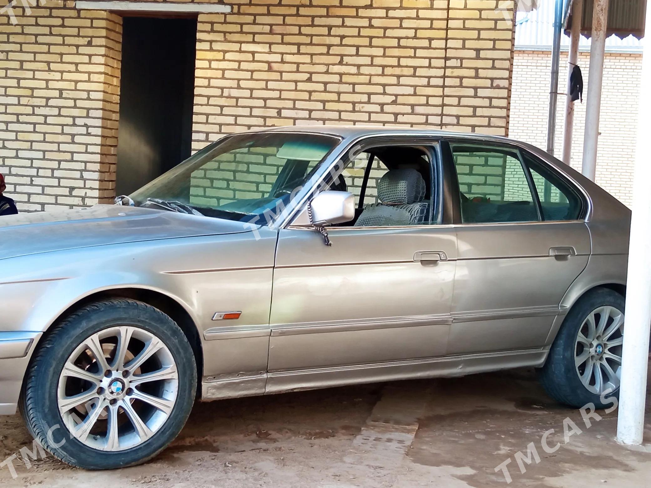 BMW 520 1990 - 30 000 TMT - Сакарчага - img 4