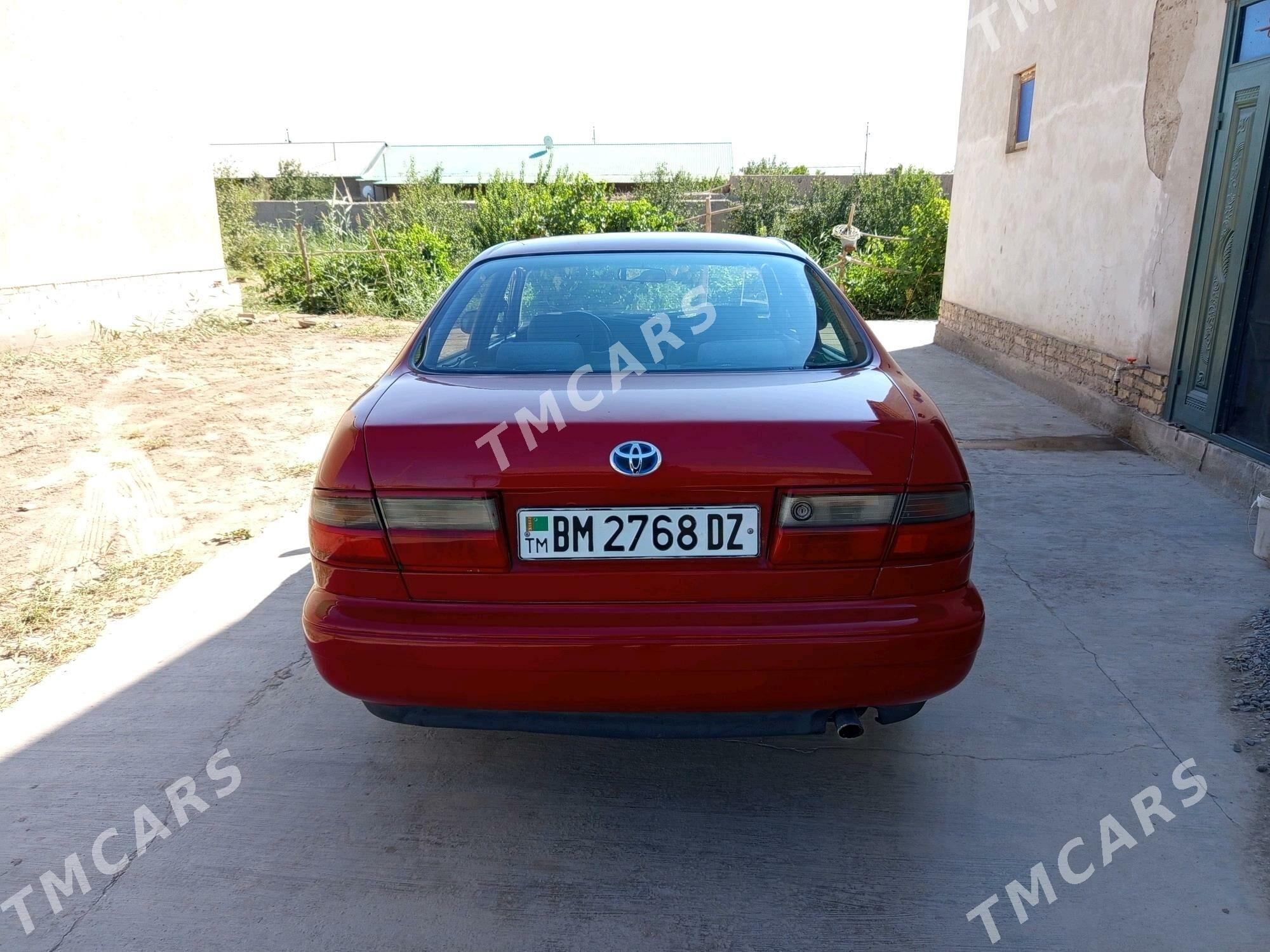 Toyota Carina 1992 - 72 000 TMT - Köneürgenç - img 8