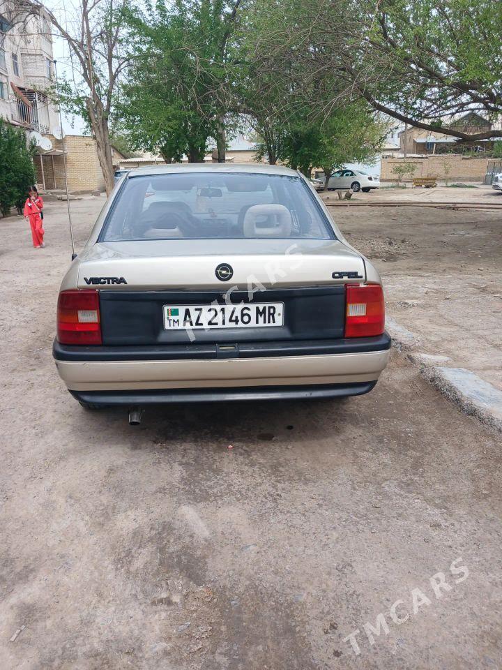 Opel Vectra 1990 - 36 000 TMT - Мары - img 6