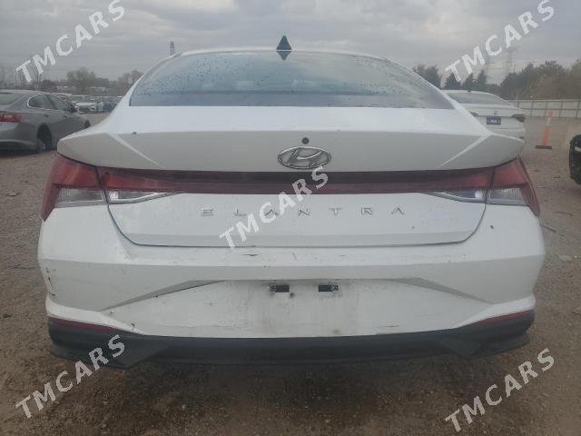 Hyundai Elantra 2021 - 245 000 TMT - 11 мкр - img 2