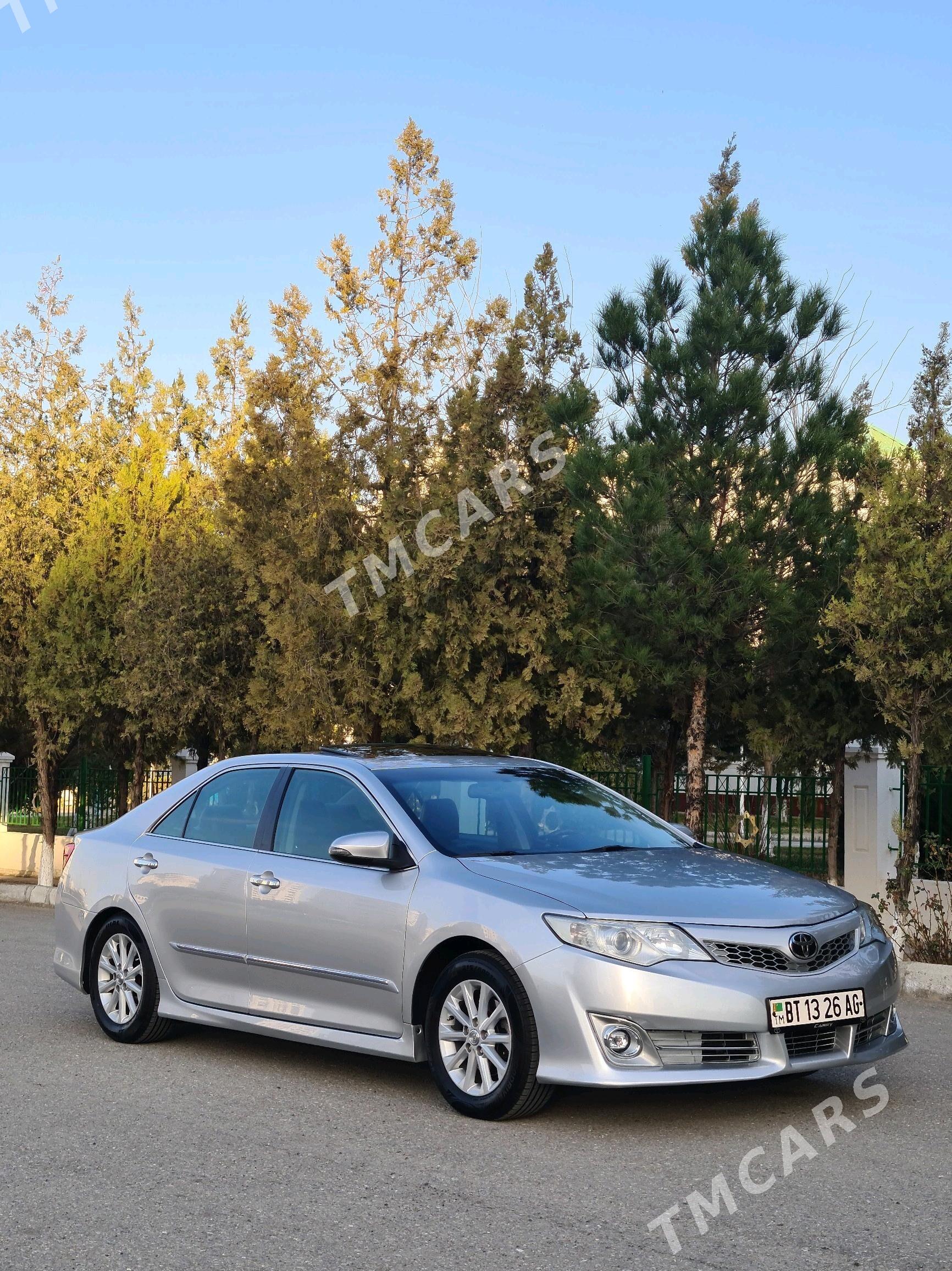Toyota Camry 2013 - 229 000 TMT - Aşgabat - img 4