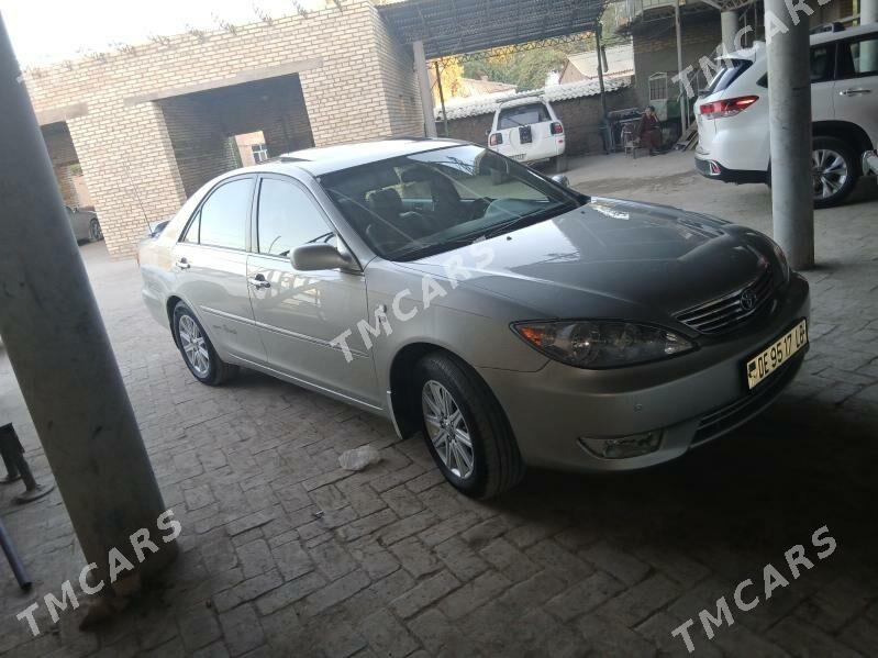 Toyota Camry 2002 - 230 000 TMT - Halaç - img 7
