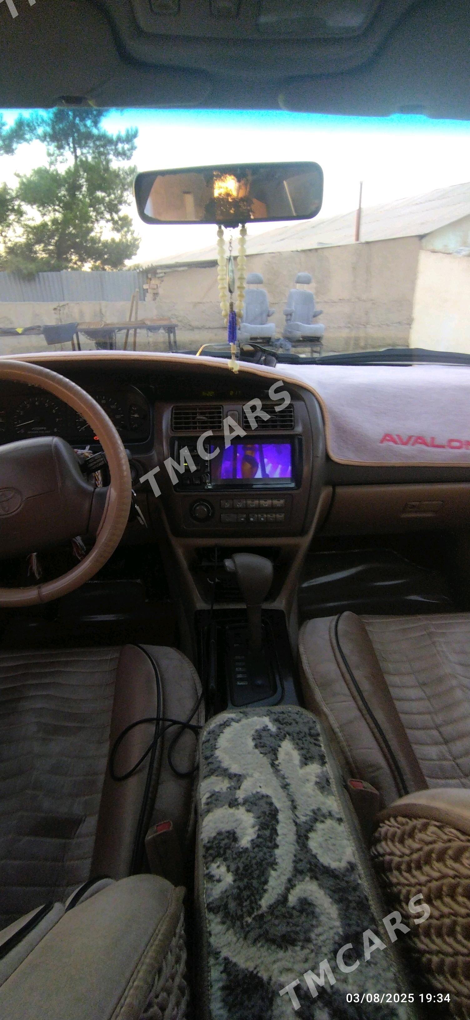 Toyota Avalon 1995 - 100 000 TMT - Ýolöten - img 2