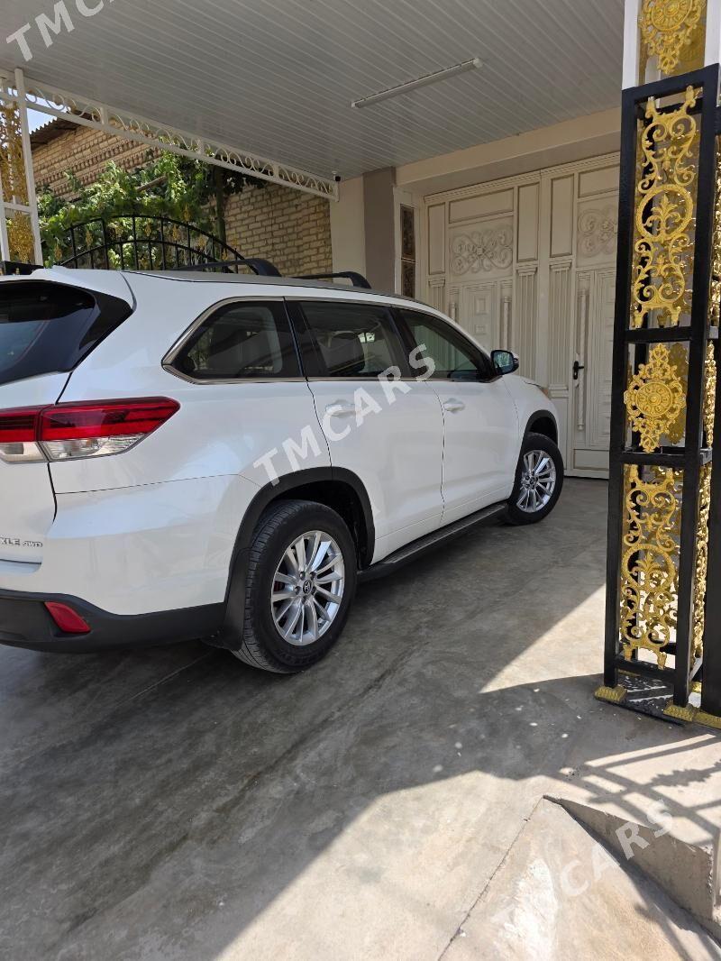 Toyota Highlander 2017 - 455 000 TMT - Türkmenabat - img 3