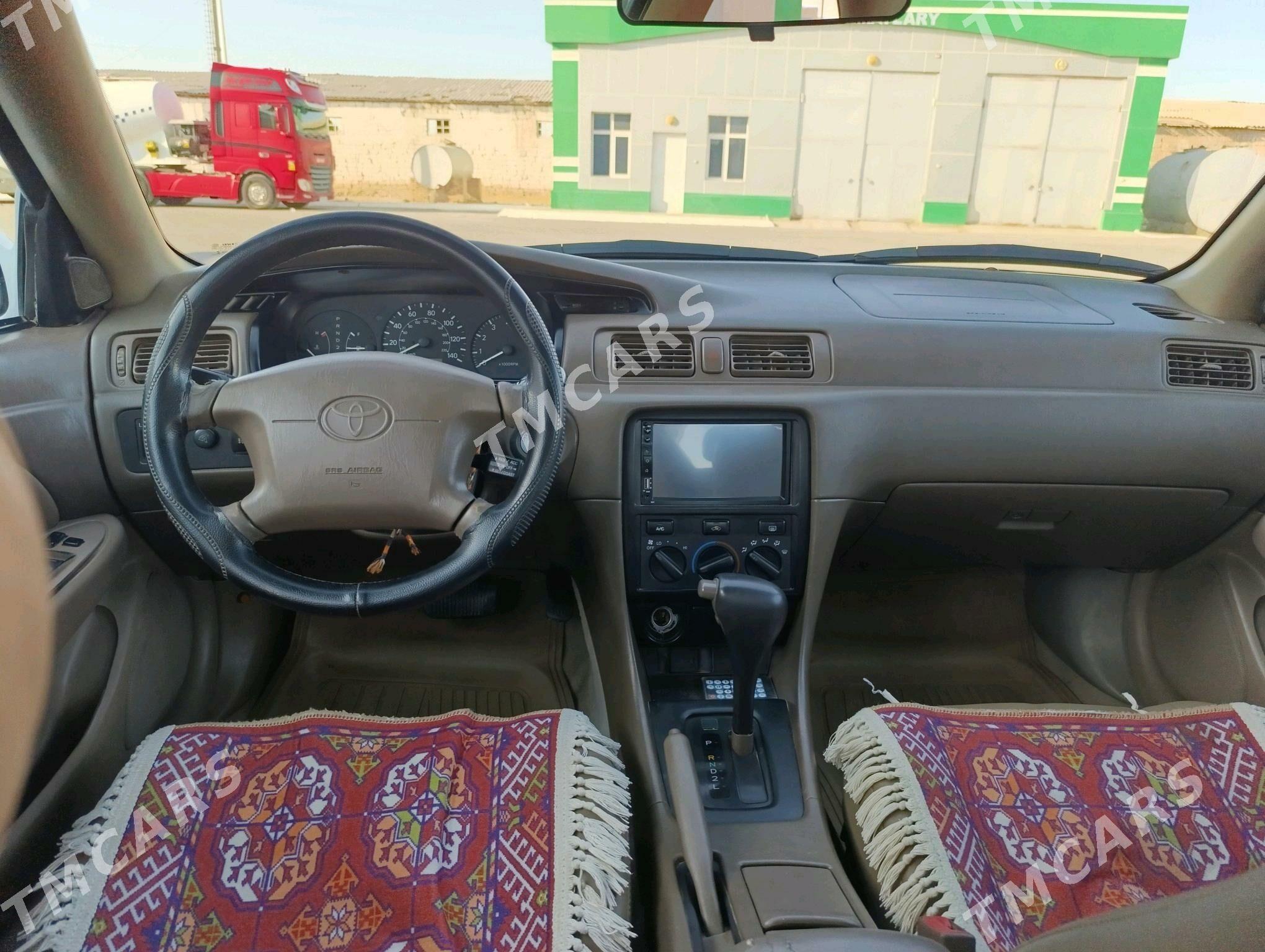 Toyota Camry 2001 - 150 000 TMT - Керки - img 4