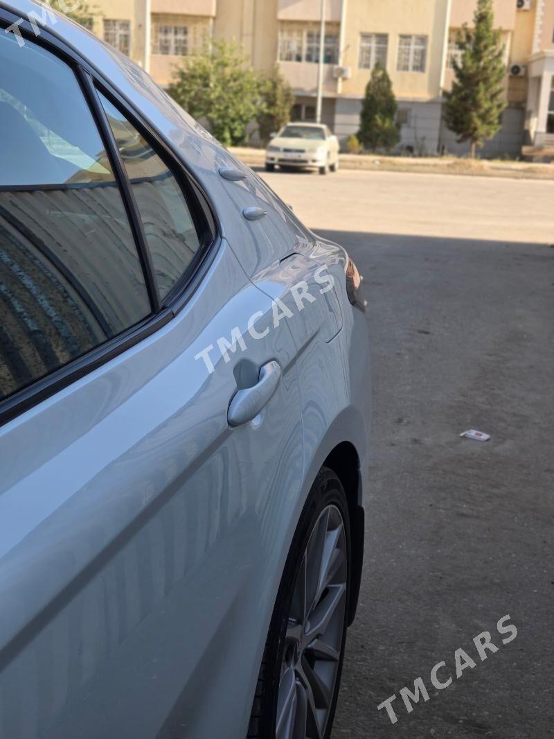 Toyota Camry 2022 - 410 000 TMT - Мары - img 9