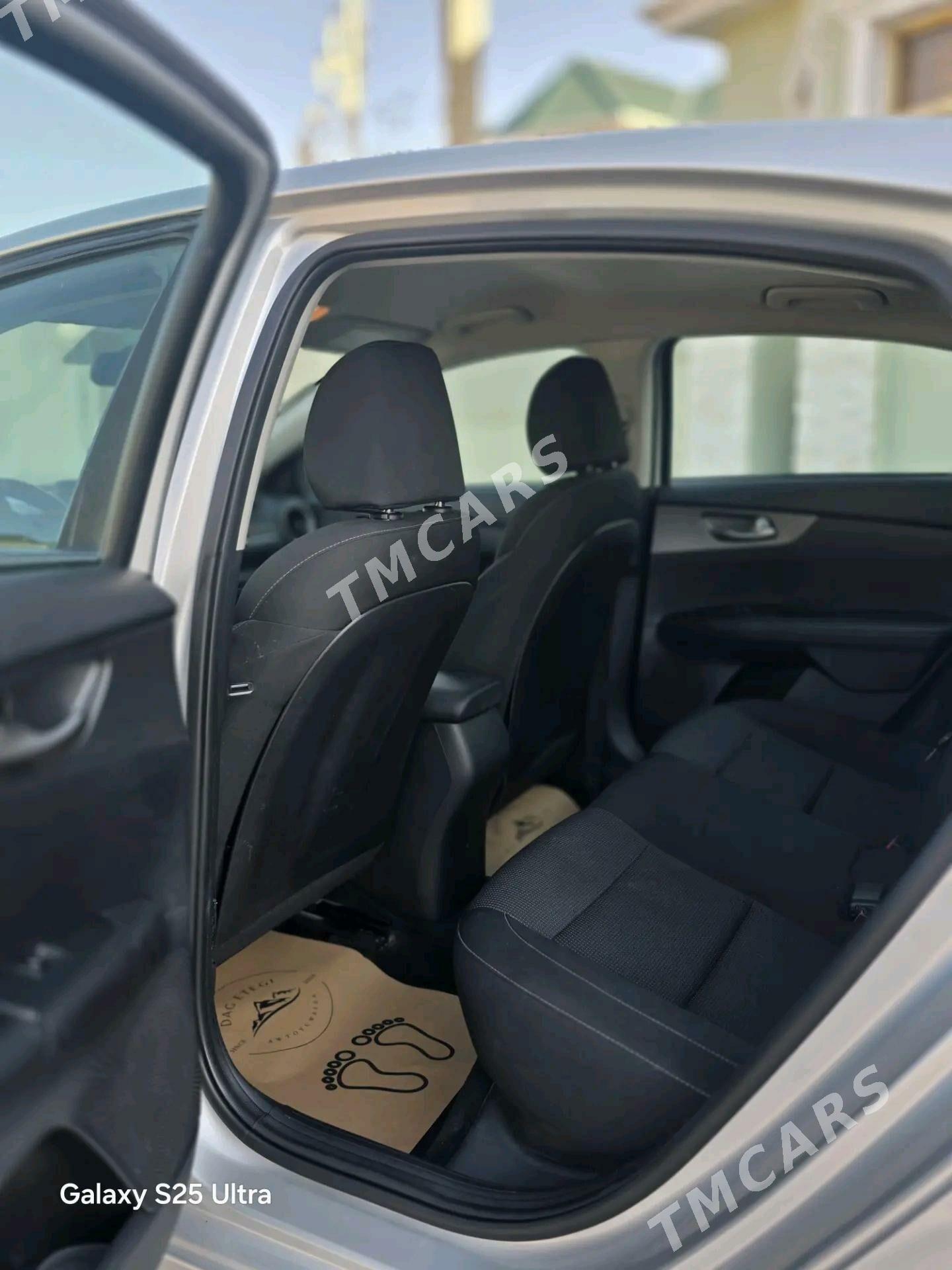 Kia Forte 2021 - 220 000 TMT - Балканабат - img 5