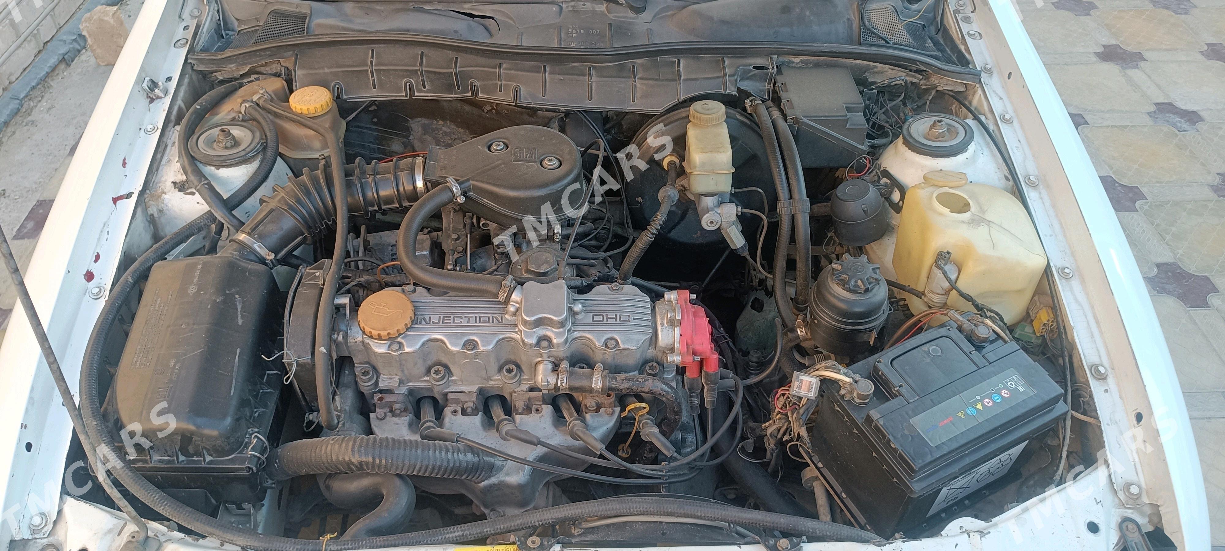 Opel Vectra 1990 - 35 000 TMT - Мары - img 5