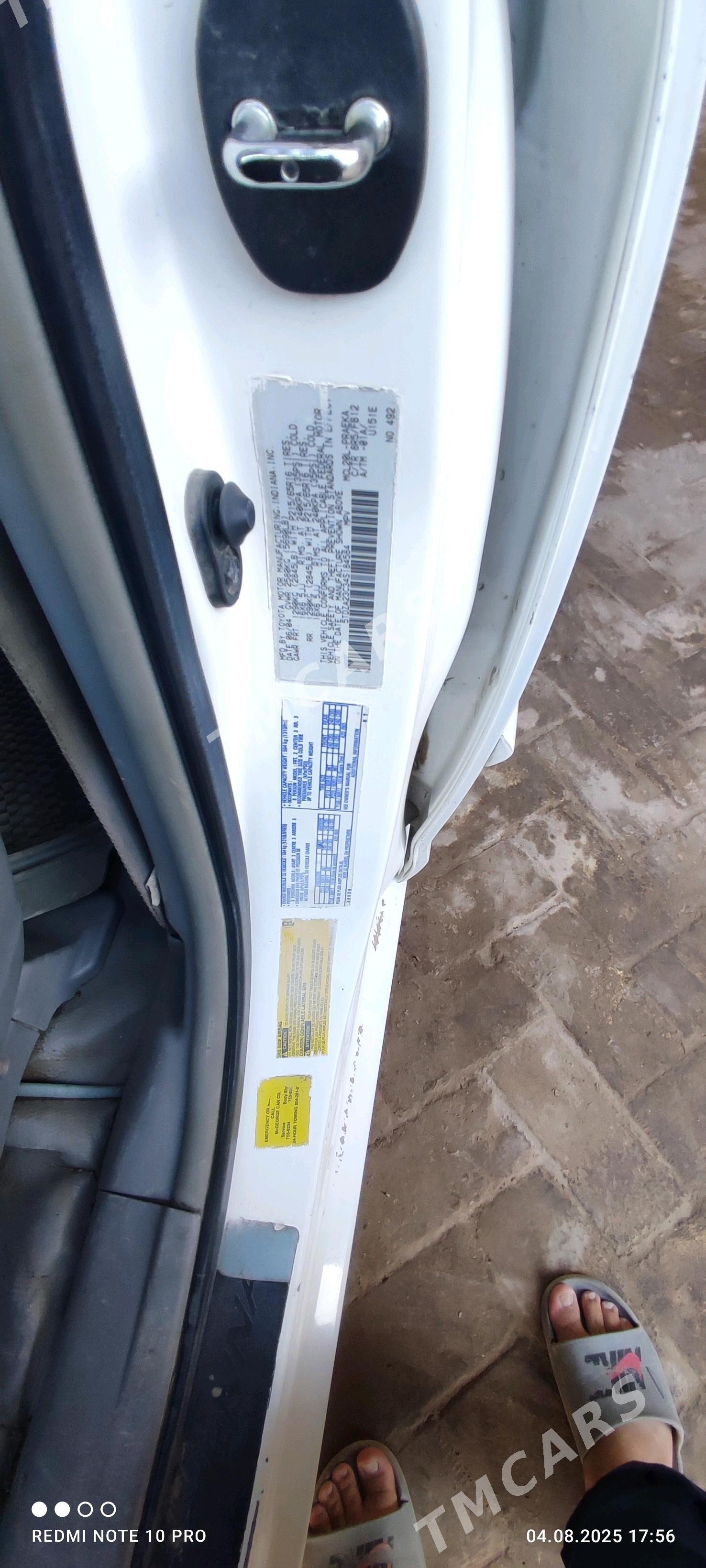 Toyota Sienna 2004 - 170 000 TMT - Halaç - img 5