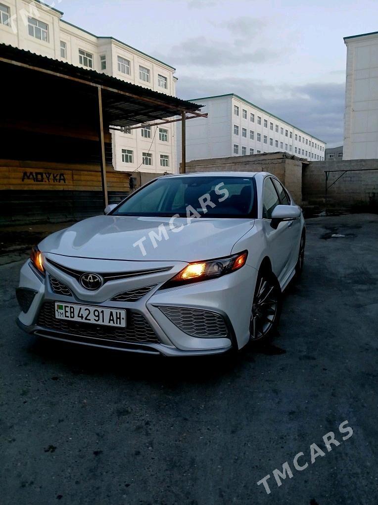 Toyota Camry 2022 - 320 000 TMT - Howdan "B" - img 2
