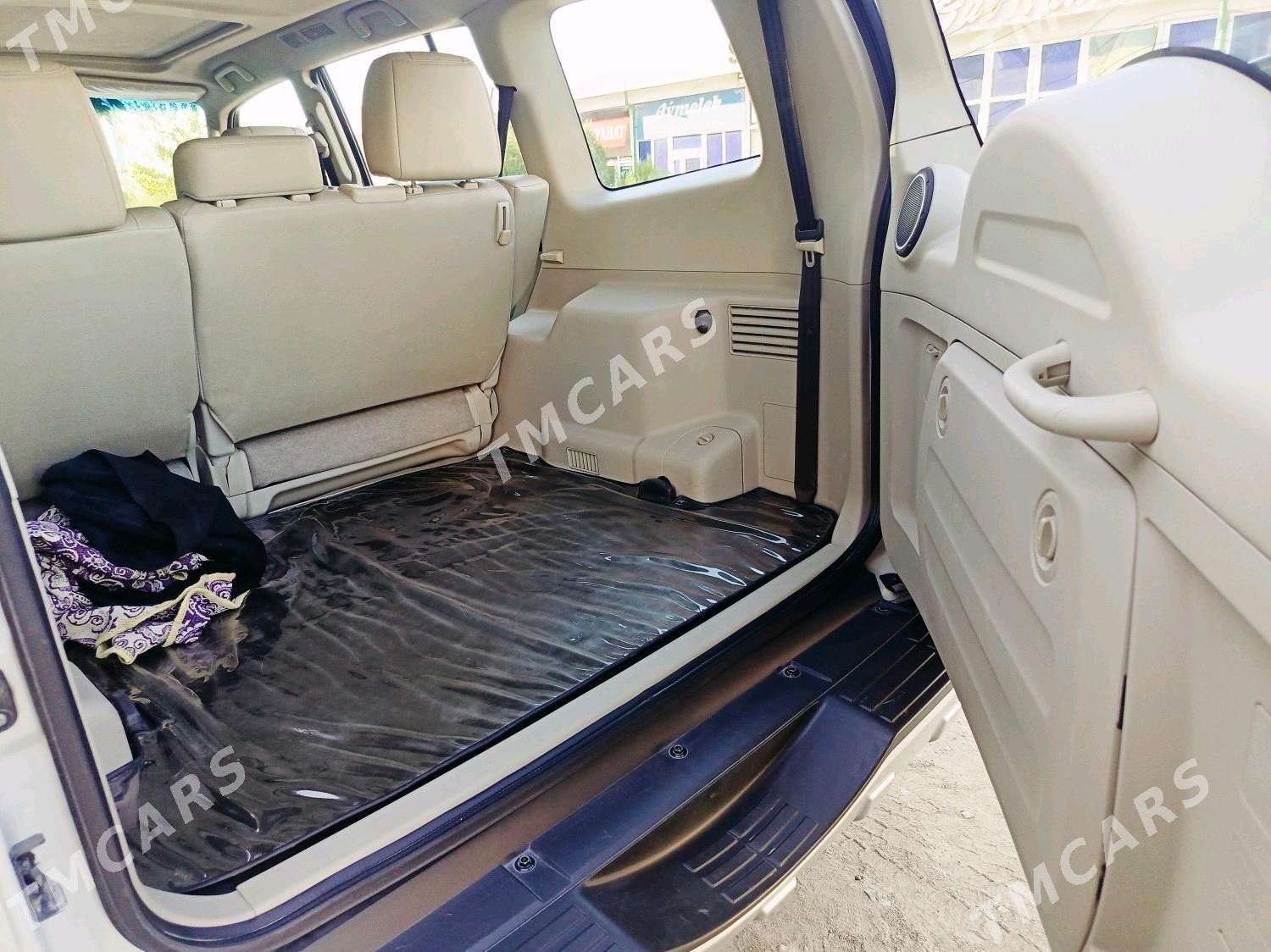 Mitsubishi Pajero 2015 - 325 000 TMT - Дашогуз - img 3