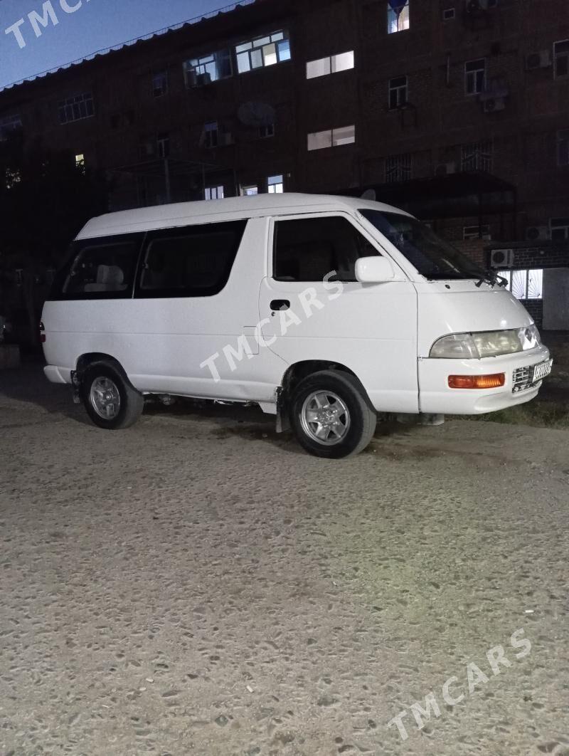 Toyota Town Ace 1992 - 25 000 TMT - Серахс - img 4
