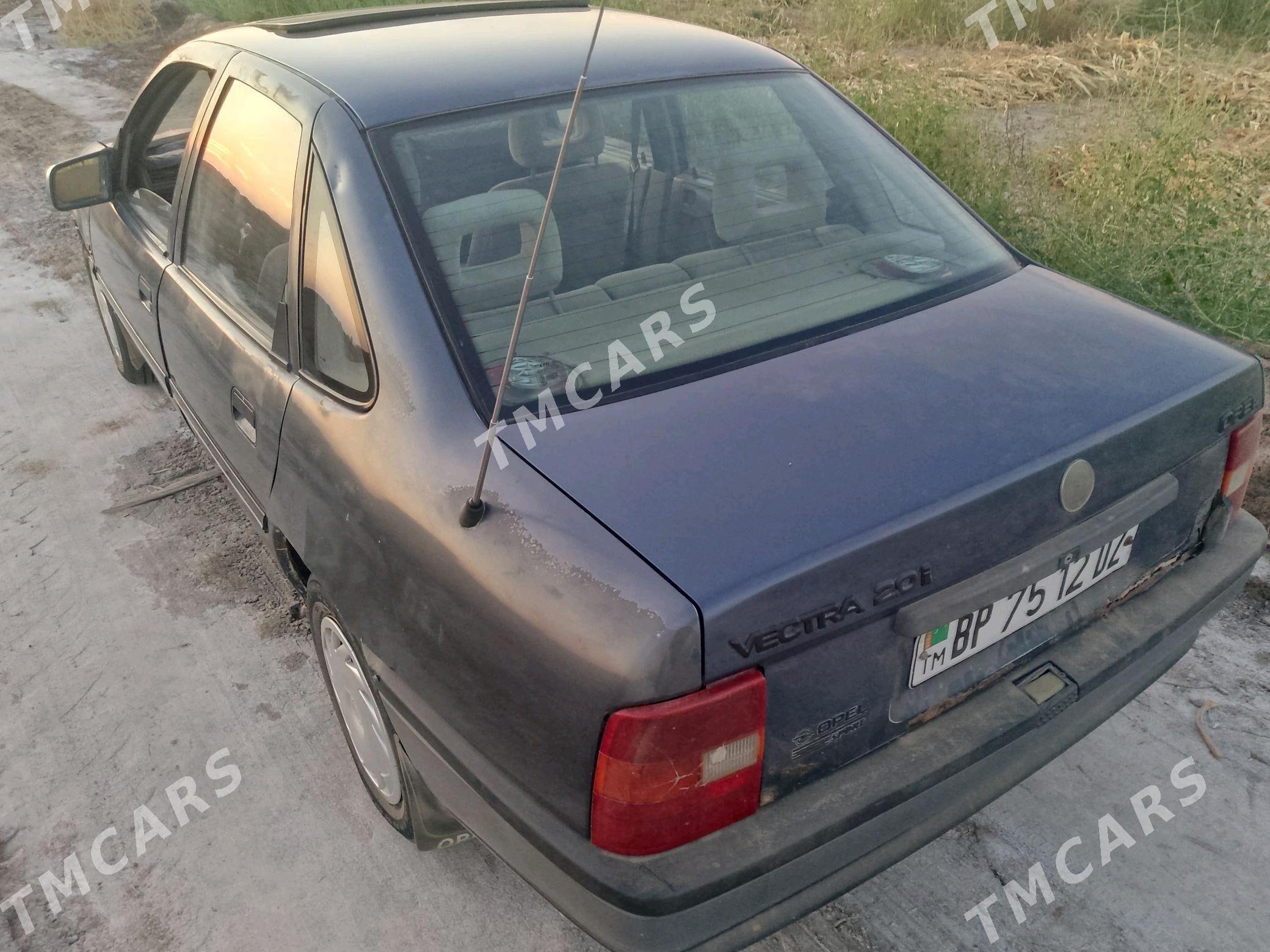 Opel Vectra 1989 - 20 000 TMT - Gubadag - img 3