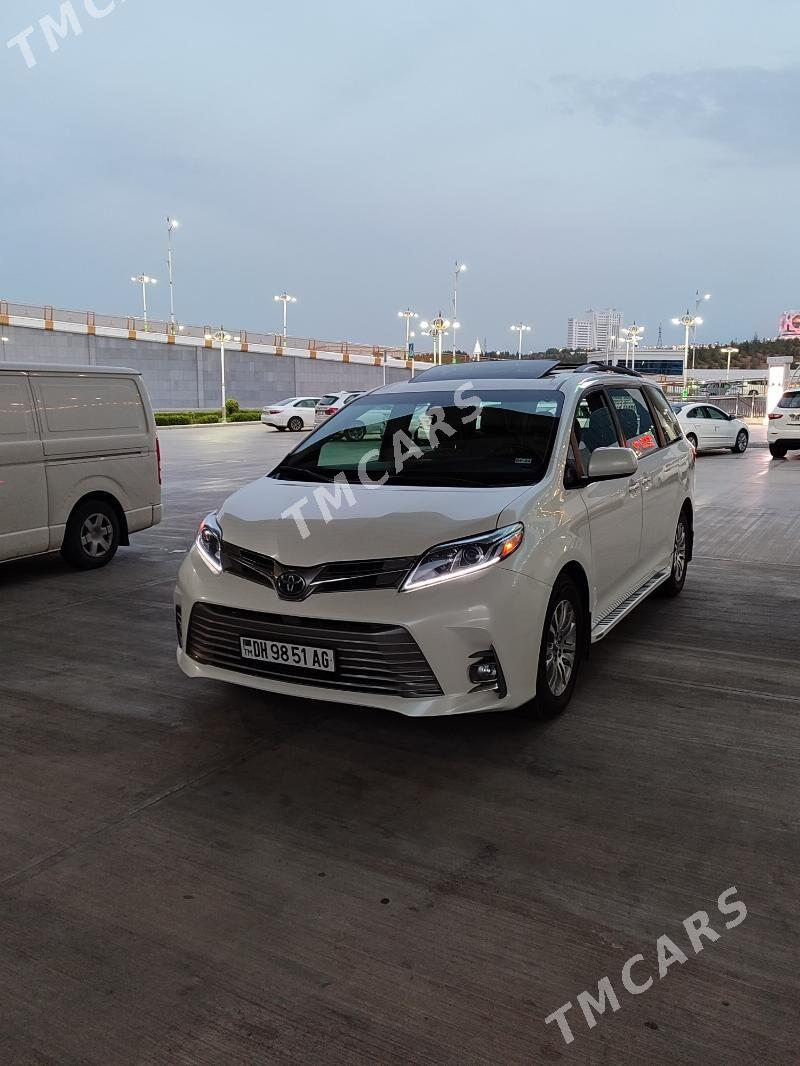 Toyota Sienna 2019 - 470 000 TMT - Ашхабад - img 4