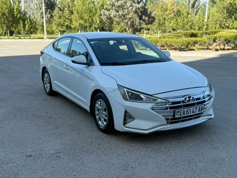 Hyundai Elantra 2019 - 195 000 TMT - Parahat 1 - img 10