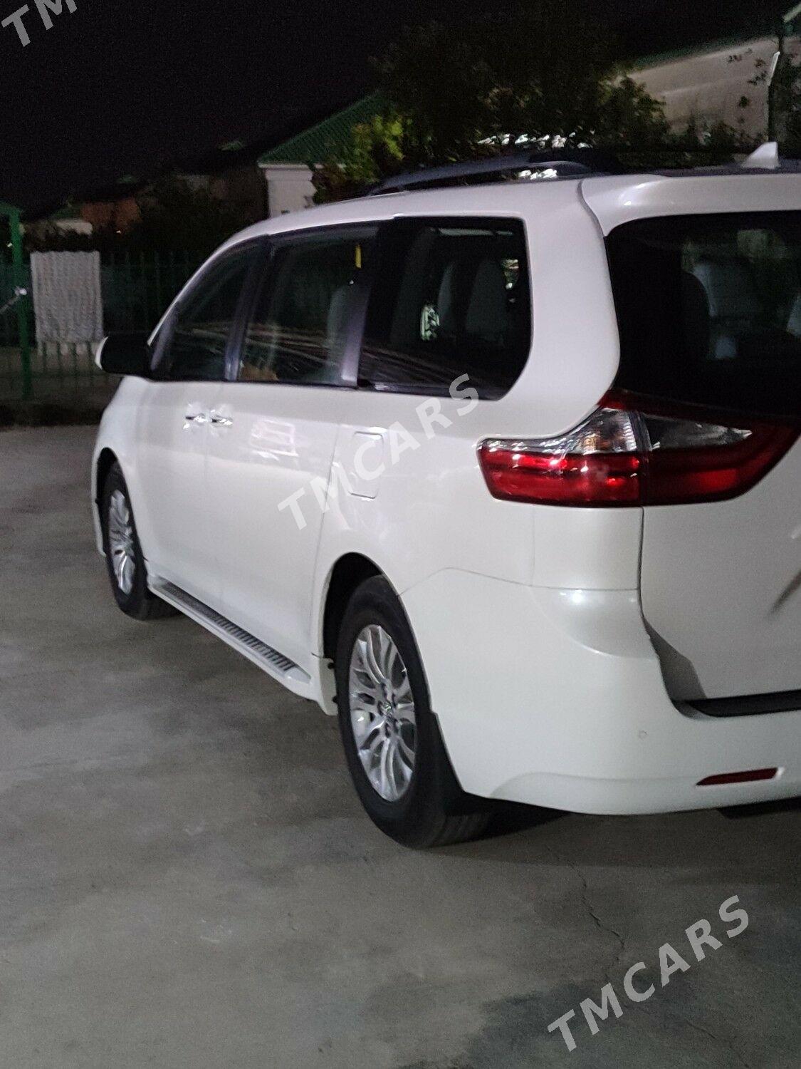 Toyota Sienna 2019 - 470 000 TMT - Ашхабад - img 2