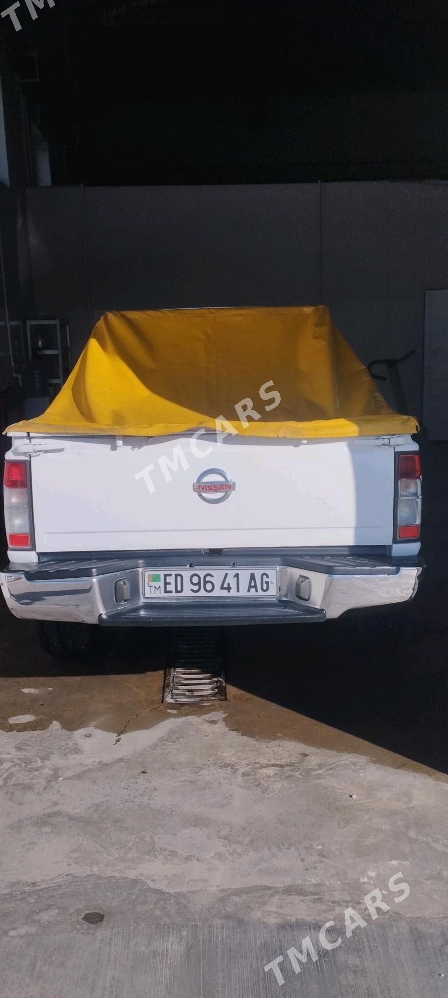 Nissan Navara 2012 - 195 000 TMT - Aşgabat - img 5