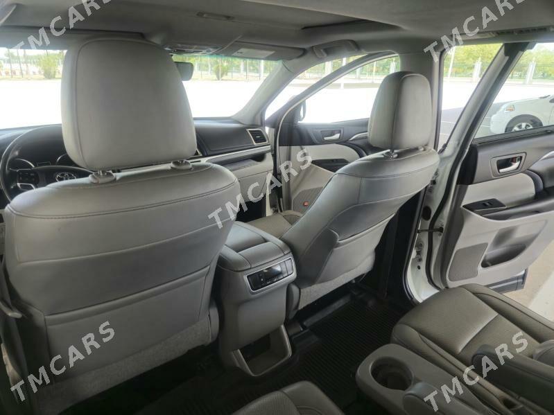 Toyota Highlander 2019 - 430 000 TMT - Aşgabat - img 3
