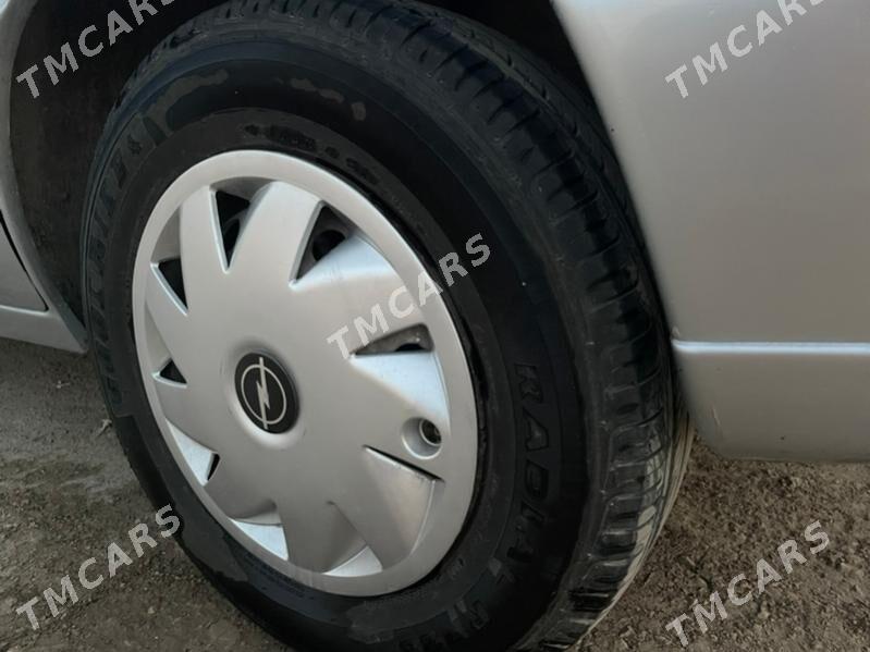 Opel Vectra 1989 - 35 000 TMT - Daşoguz - img 4