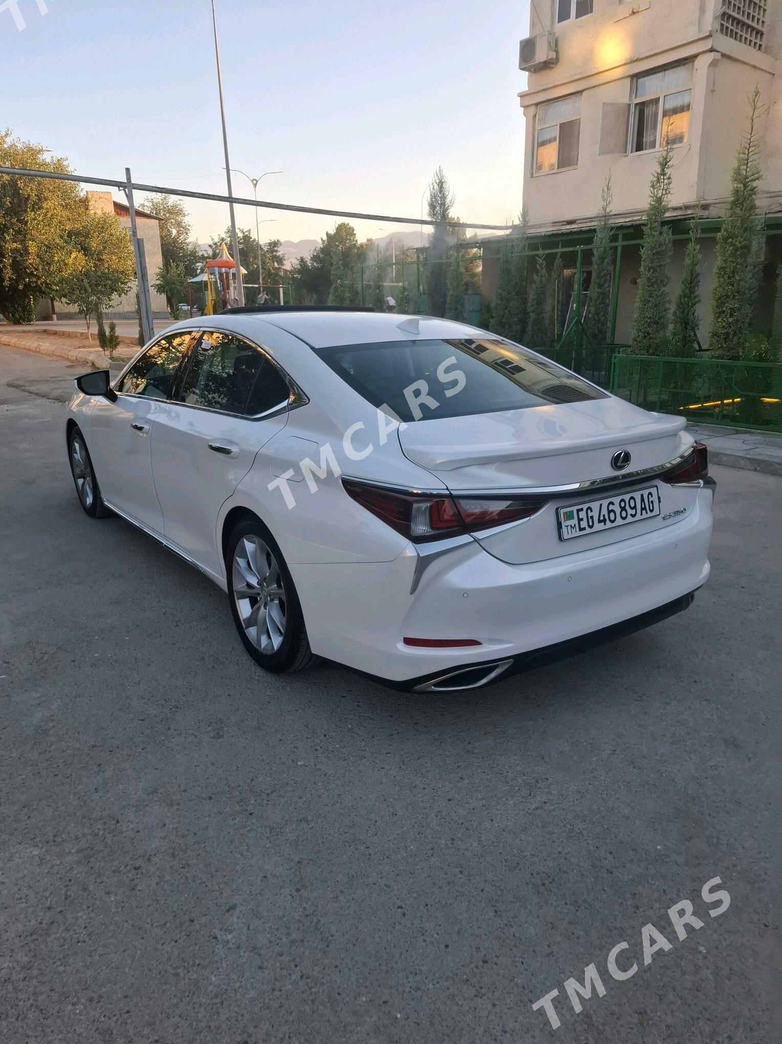 Lexus ES 350 2022 - 640 000 TMT - Howdan "B" - img 6