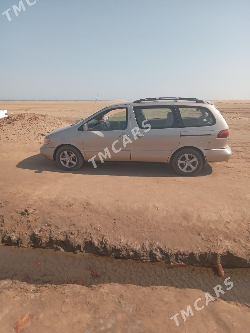 Toyota Sienna 2000 - 160 000 TMT - Murgap - img 8