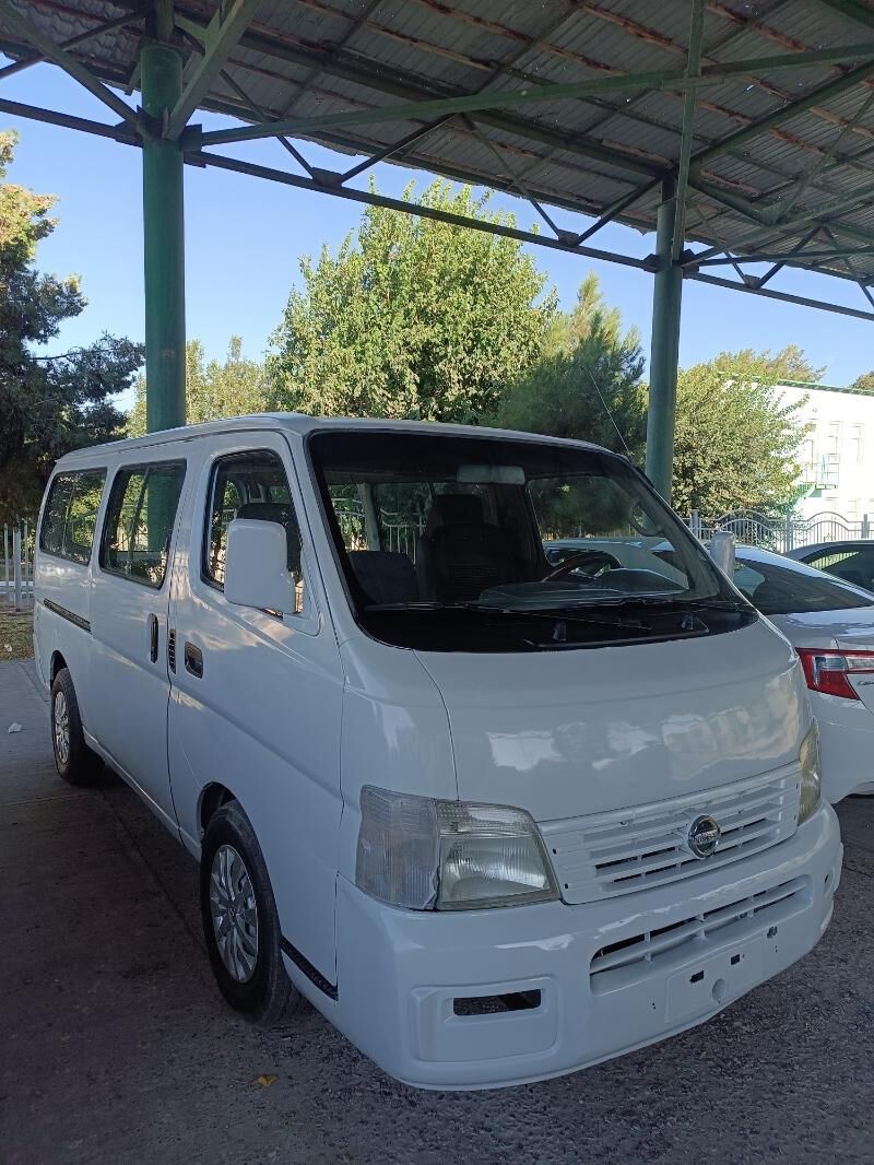 Nissan Urvan 2003 - 120 000 TMT - Türkmenabat - img 6