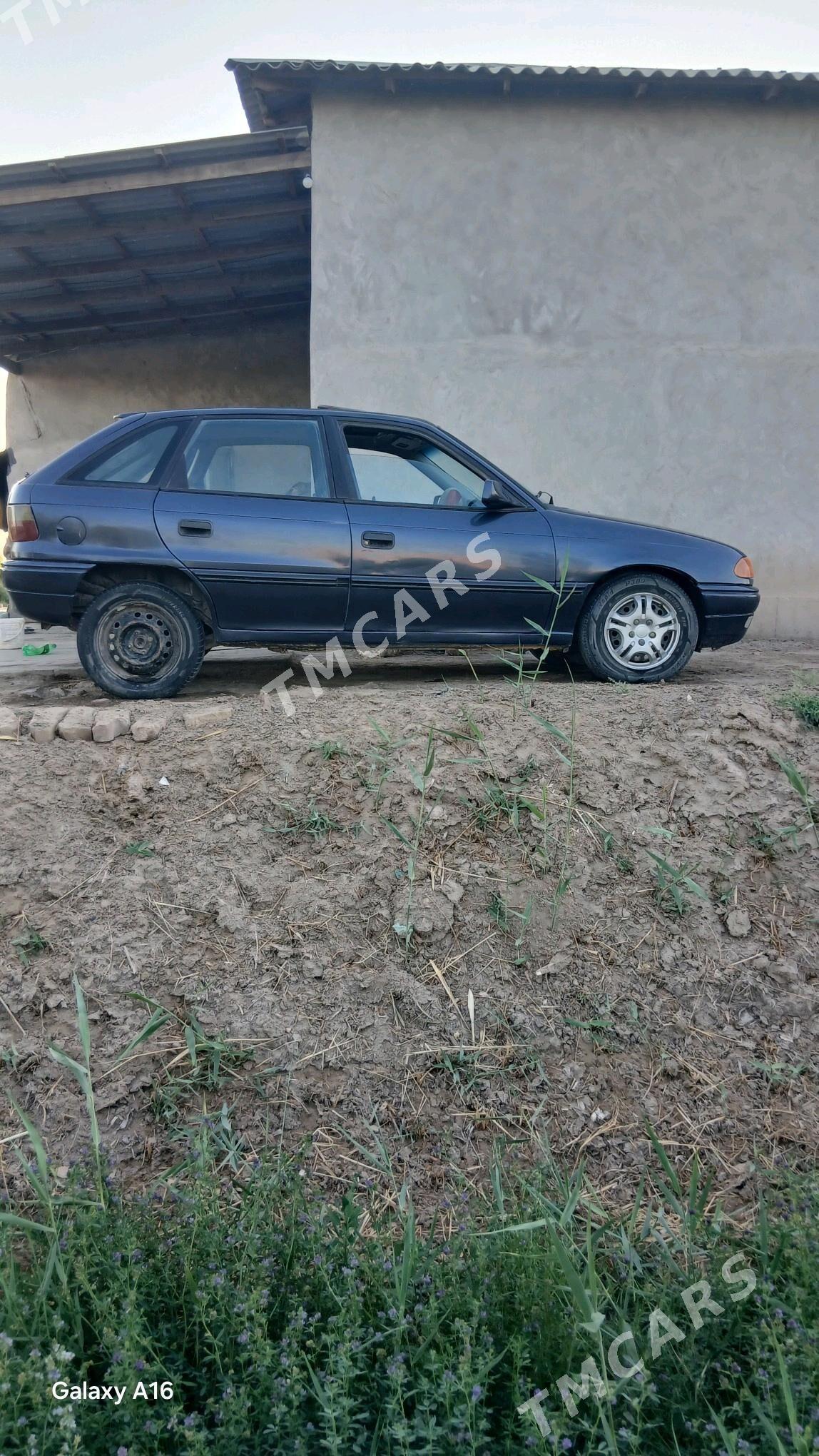 Opel Astra 1992 - 35 000 TMT - Шабатский этрап - img 3