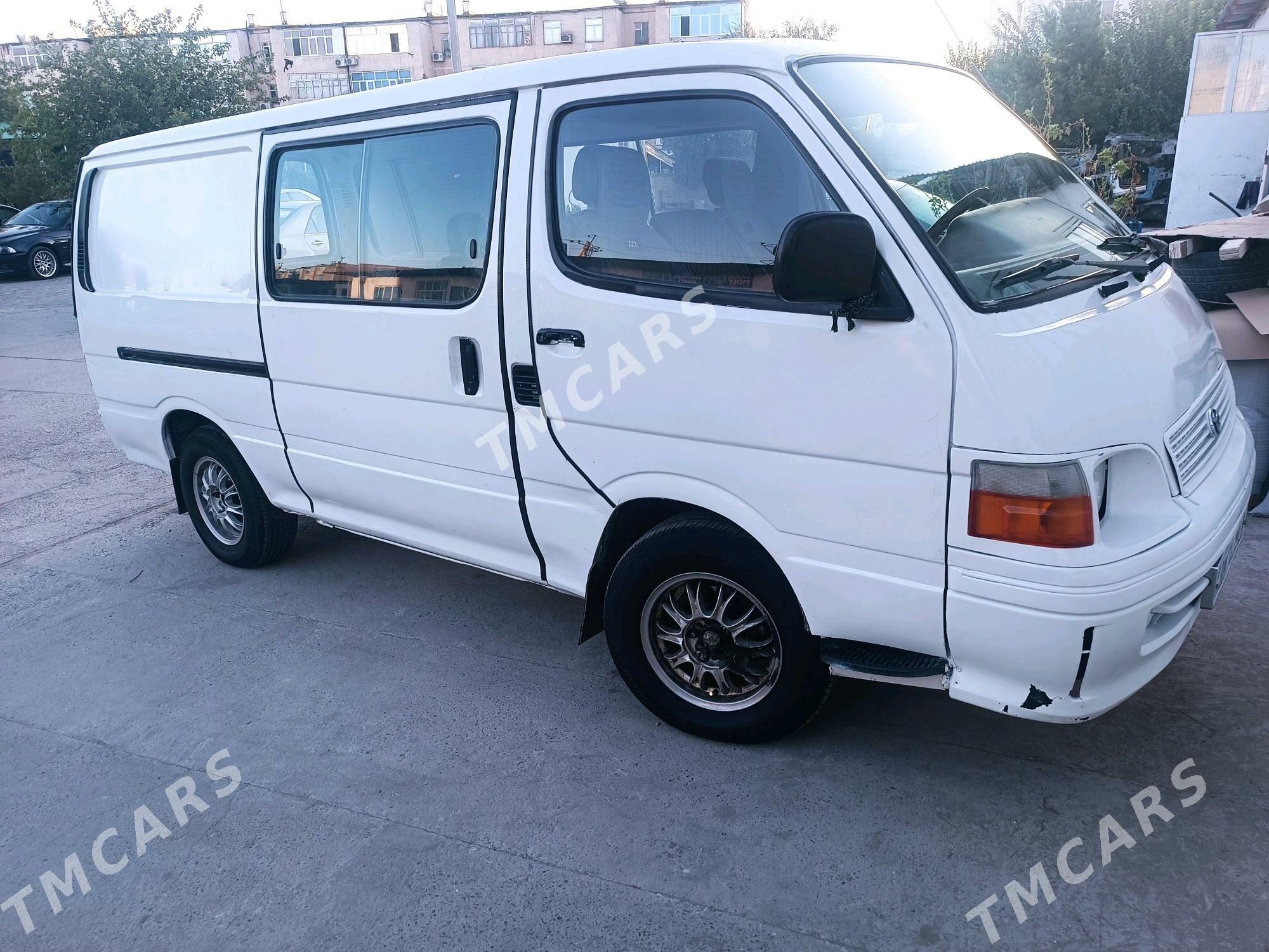 Toyota Hiace 2003 - 95 000 TMT - Туркменабат - img 4