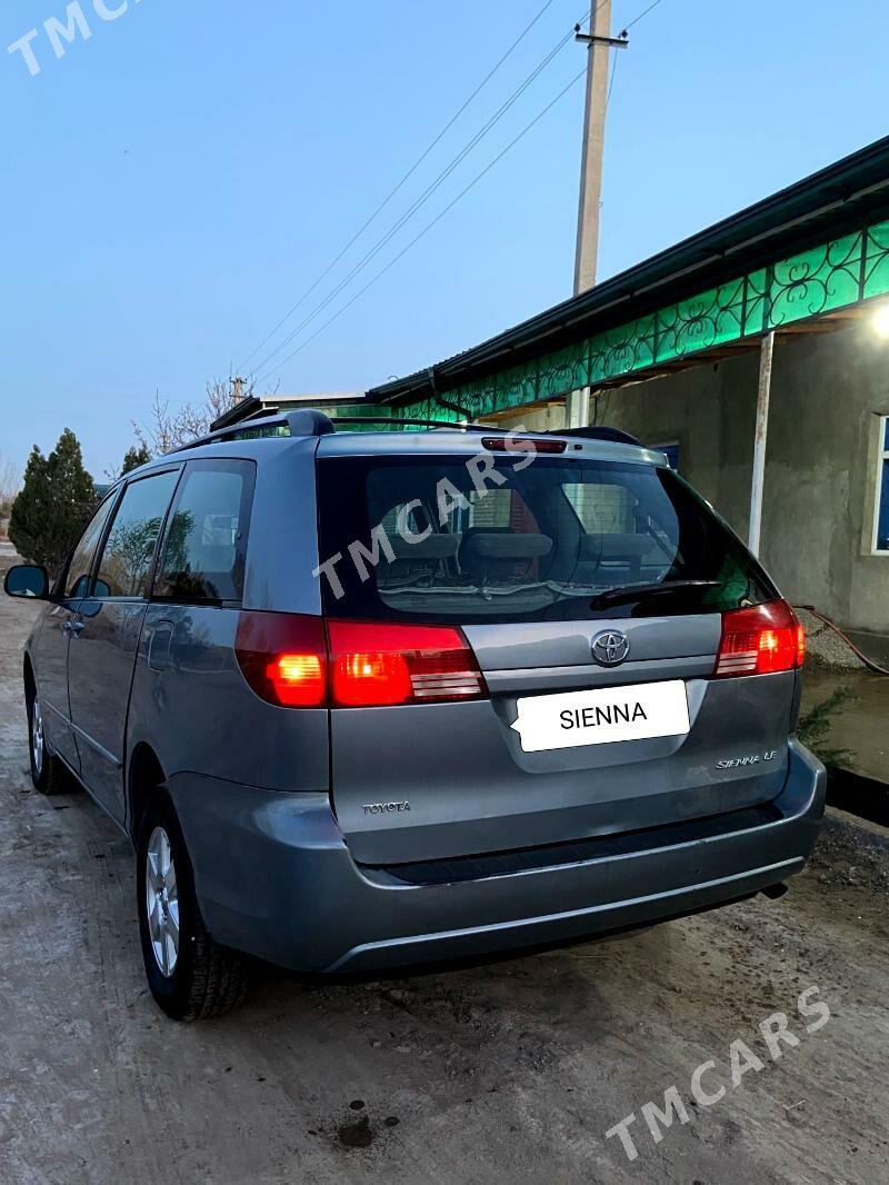 Toyota Sienna 2004 - 245 000 TMT - Köneürgenç - img 2