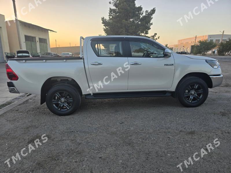 Toyota Hilux 2025 - 725 000 TMT - Туркменабат - img 4