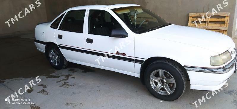 Opel Vectra 1990 - 38 000 TMT - Мары - img 3