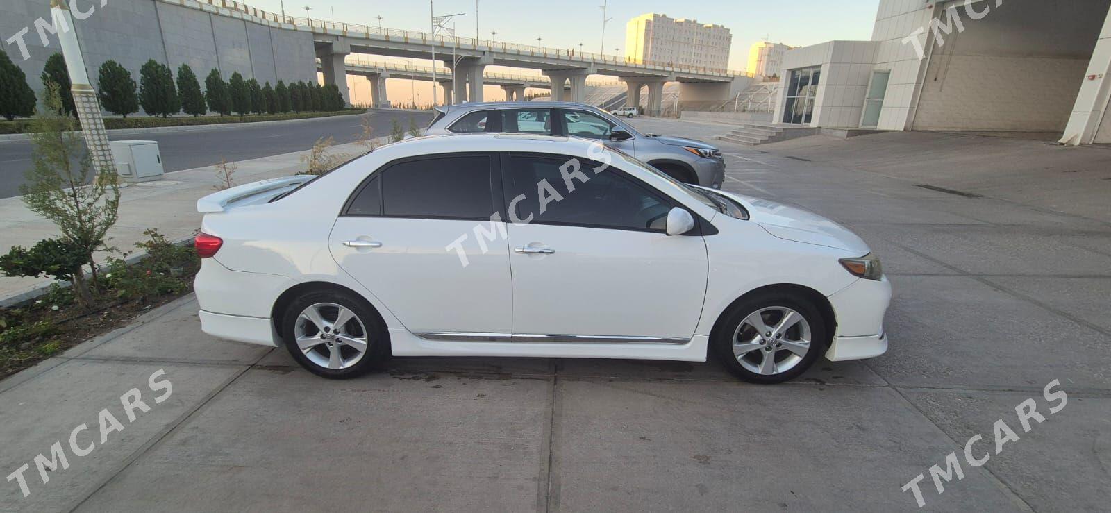 Toyota Corolla 2010 - 190 000 TMT - ул. Чехова -  Элитки (А.Ниязов шаёлы) - img 2